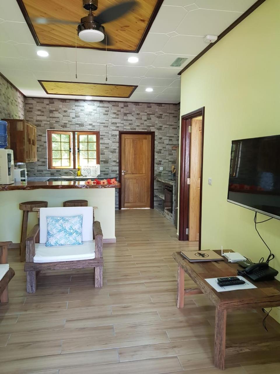 La Passe Holiday Villa 라디게 외부 사진