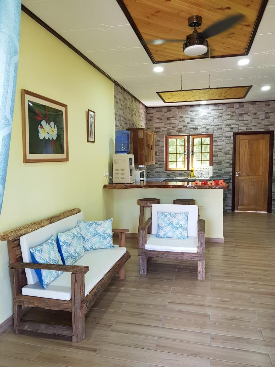 La Passe Holiday Villa 라디게 외부 사진