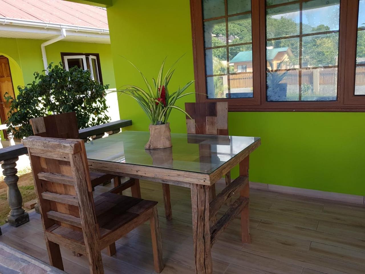 La Passe Holiday Villa 라디게 외부 사진