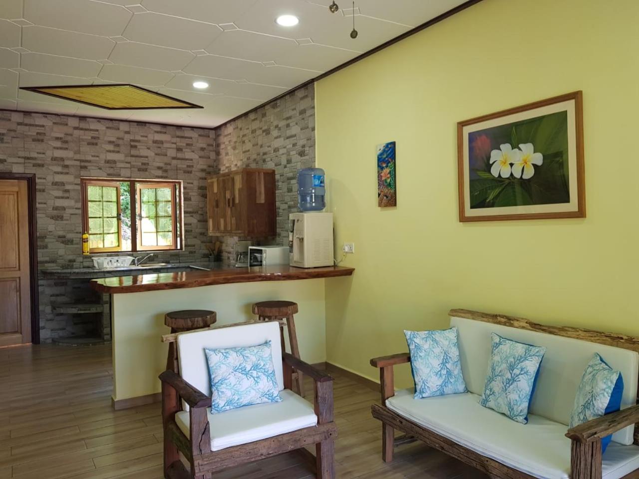 La Passe Holiday Villa 라디게 외부 사진
